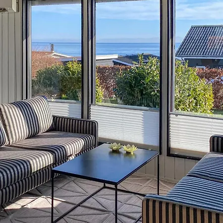Prázdninový dům Beautiful In With House Sea View Hesselager