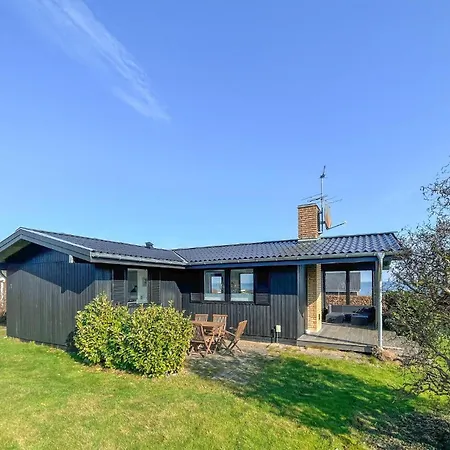 Beautiful In With House Sea View * Hesselager