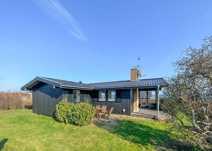 3 Bedroom Stunning In * Hesselager